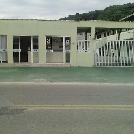 Hotel Pousada Guaratuba Extérieur photo